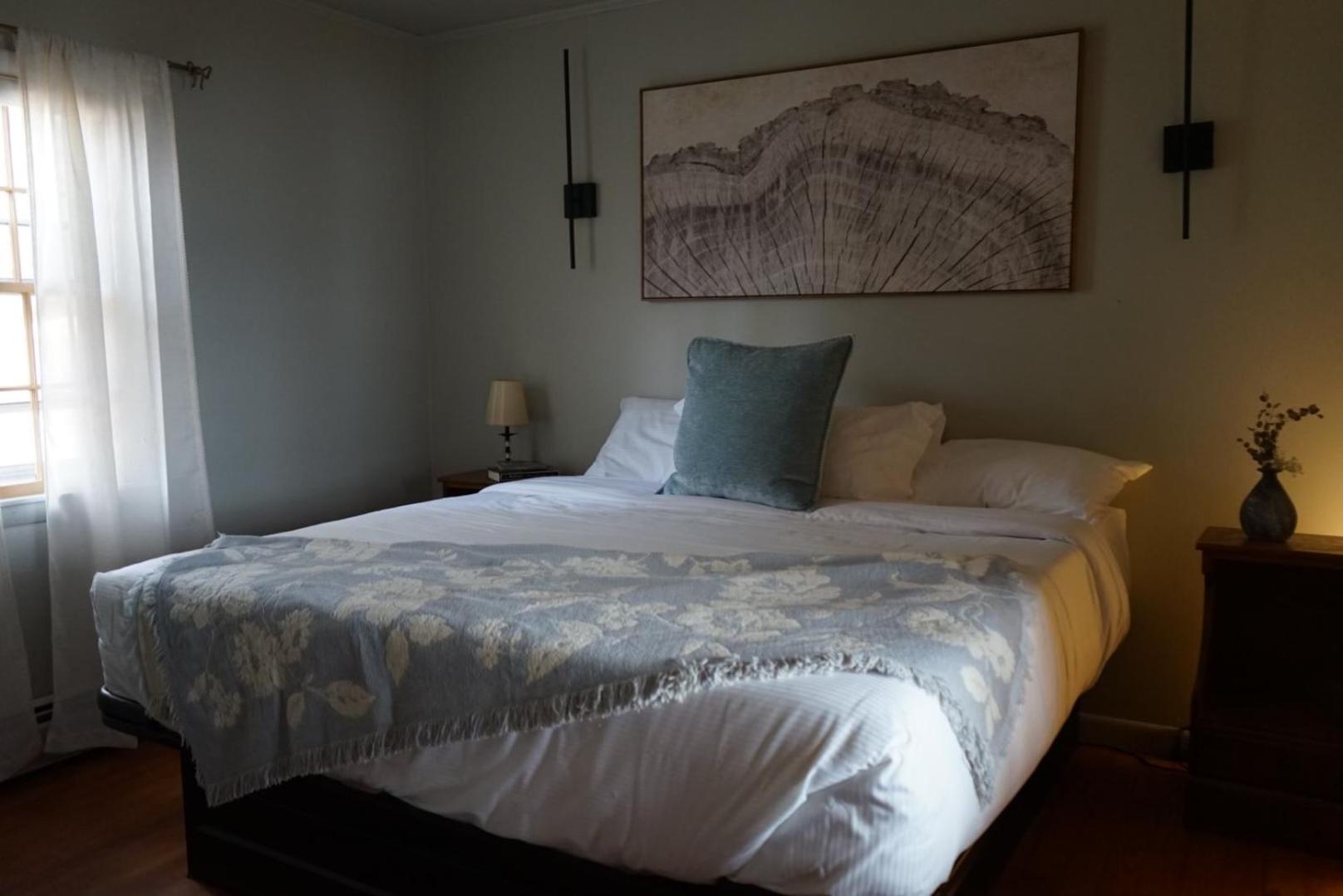 Alamoosook Lakeside Inn Orland מראה חיצוני תמונה